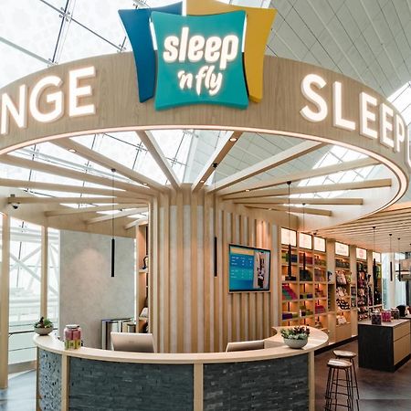 Hotel Sleep 'N Fly Sleep Lounge, B-Gates Terminal 3 - Transit Only Dubái Exterior foto